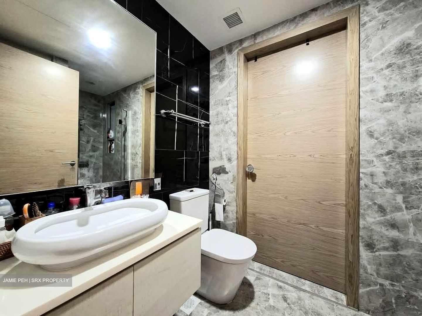 The Santorini (D18), Condominium #528101211